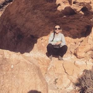 Meet your Posher, Sidney